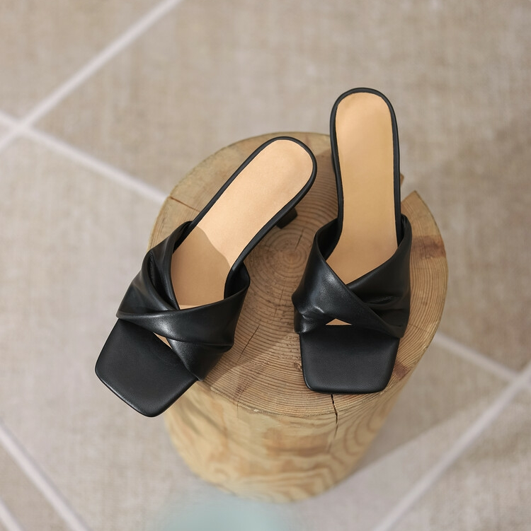 Off-White Beige Black Thin Block Heel Sandals #001036